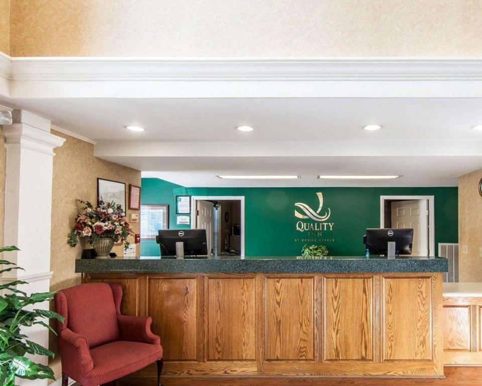 Quality Inn Oak Ridge Dış mekan fotoğraf